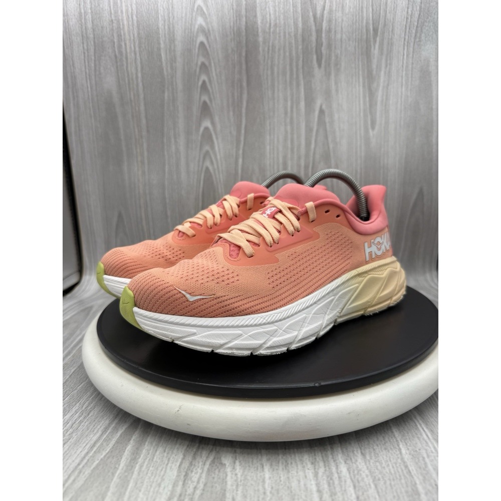 Hoka One One Arahi 7 Womens 8.5 B Papaya Coral Running Shoes Sneakers 1147851
